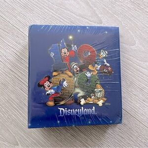 Vintage Collectible Disneyland 1999 Photo Album